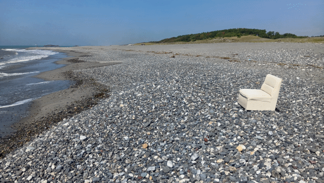 中田島砂丘、遠州浜の白いソファ